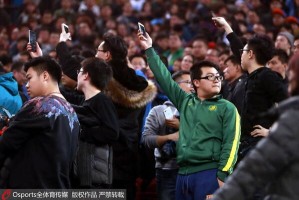 牛八体育平台- 巴黎球迷冲突引发安保升级  