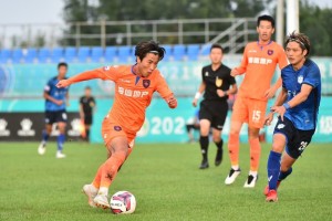  曼联青训小将梅开二度抢镜  